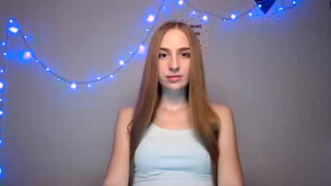 Zara online show from December 3, 8:44 pm