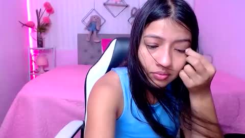 Zara online show from April 8, 12:08 pm