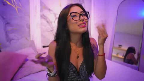 zara_lim online show from May 23, 2:18 am