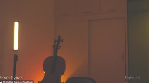 Miss Lynch   Next show  2911 online show from April 28, 4:06 am