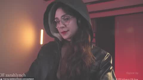 Miss Lynch   Next show  2911 online show from November 16, 10:45 pm