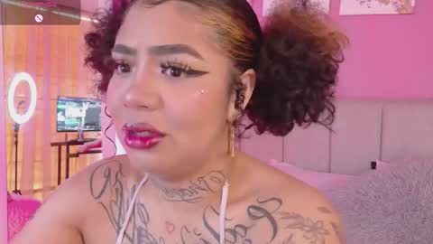 zaya_1 online show from October 23, 12:06 pm