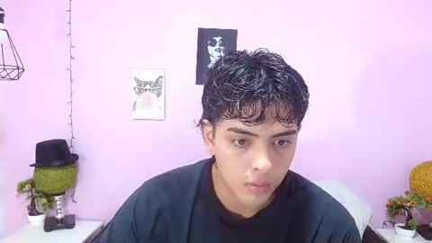 zayne lyon online show from July 23, 11:52 am