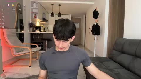 Zenn online show from October 2, 1:32 pm