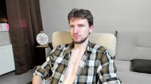 Andrew online show from November 23, 8:51 pm