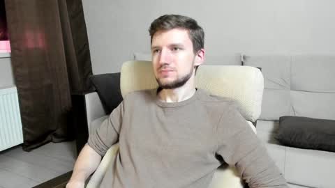 Andrew online show from April 11, 9:19 pm