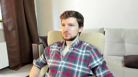 Andrew online show from May 17, 9:18 am