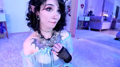 Snapshot of zephirah_abney chatting on March 10, 2:48 pm online show from March 10, 2:48 pm