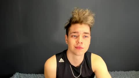 Ethan online show from May 12, 2:20 am