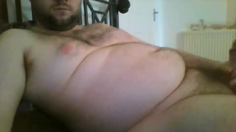 zero0zero123 online show from April 8, 9:01 am