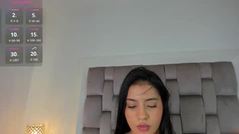 zharia_lux25 online show from March 6, 11:42 am