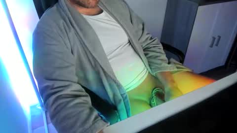 ziemlichflutschig online show from December 17, 10:05 pm