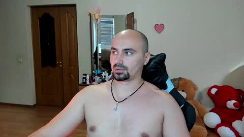 Snapshot of ziesh chatting on October 8, 12:00 pm Ziesh online show from October 8, 12:00 pm