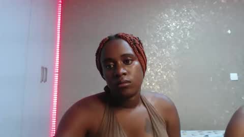 Zinadine online show from March 1, 6:45 pm