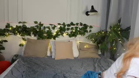 Im Zoe online show from January 17, 2:15 pm