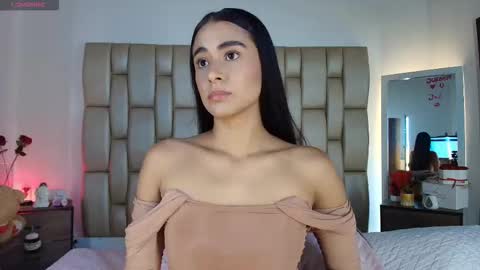 Your new obsession online show from March 14, 11:47 am