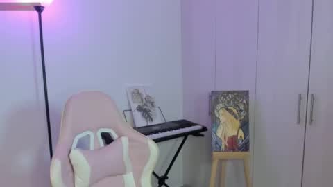 Snapshot of zoe_jhonson2 chatting on September 8, 10:42 pm zoe online show from September 8, 10:42 pm