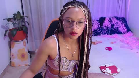 ZOE online show from December 14, 4:34 am