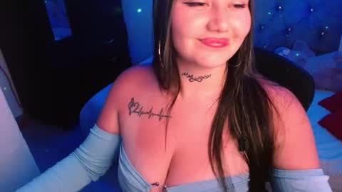 ZOE online show from March 12, 10:39 pm