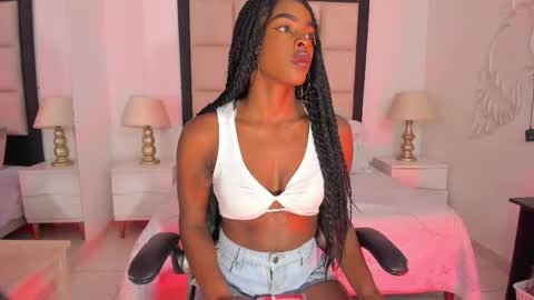 Zoecarrter online show from October 2, 6:28 pm