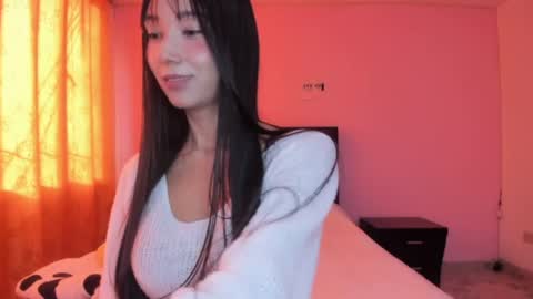 Zoey online show from April 7, 9:39 pm