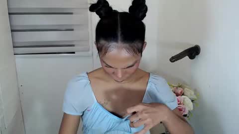 zoey online show from February 17, 2:42 am