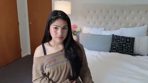 zoeyjohnson24 online show from April 9, 11:21 pm