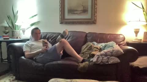 Snapshot of zorakload chatting on October 7, 2:07 am Jesse online show from October 7, 2:07 am