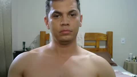 zoro_00 online show from November 30, 6:15 pm