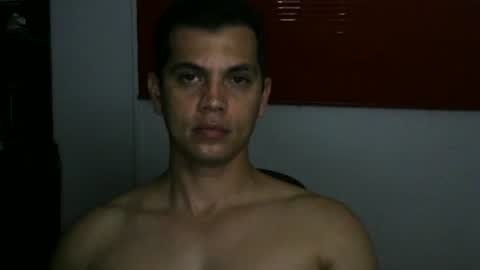 zoro_00 online show from January 11, 1:33 am