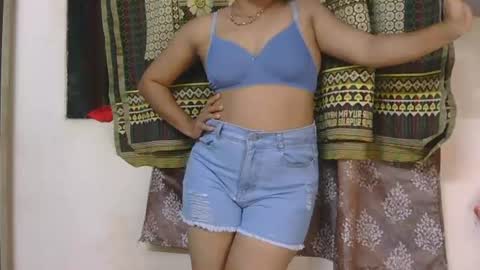 Zoya online show from July 18, 6:43 pm