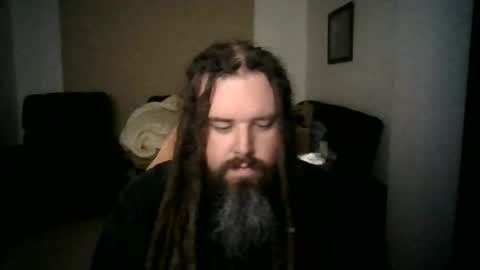 Snapshot of zozzzie chatting on December 6, 11:06 am zozzzie online show from December 6, 11:06 am