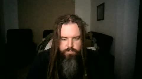 Snapshot of zozzzie chatting on February 27, 12:23 pm zozzzie online show from February 27, 12:23 pm