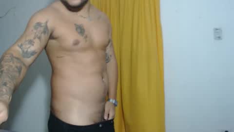 zues_gle25 online show from May 16, 7:05 am