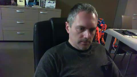 zultem online show from January 31, 4:47 am