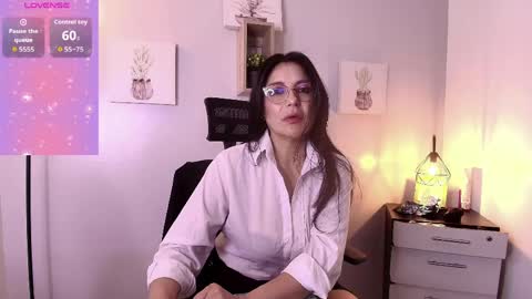 Zuzana21 online show from April 8, 1:14 pm