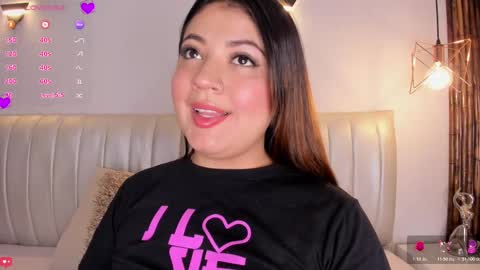 Zara online show from October 29, 7:25 pm