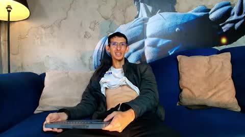 Zyro Nigth online show from October 27, 7:47 pm