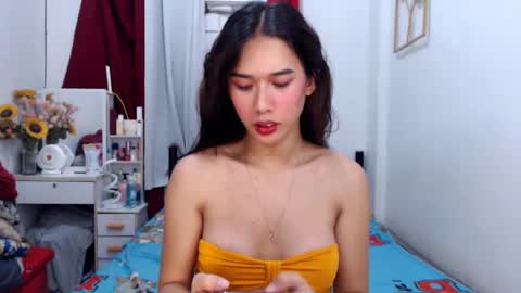 zyzy online show from March 6, 10:41 am